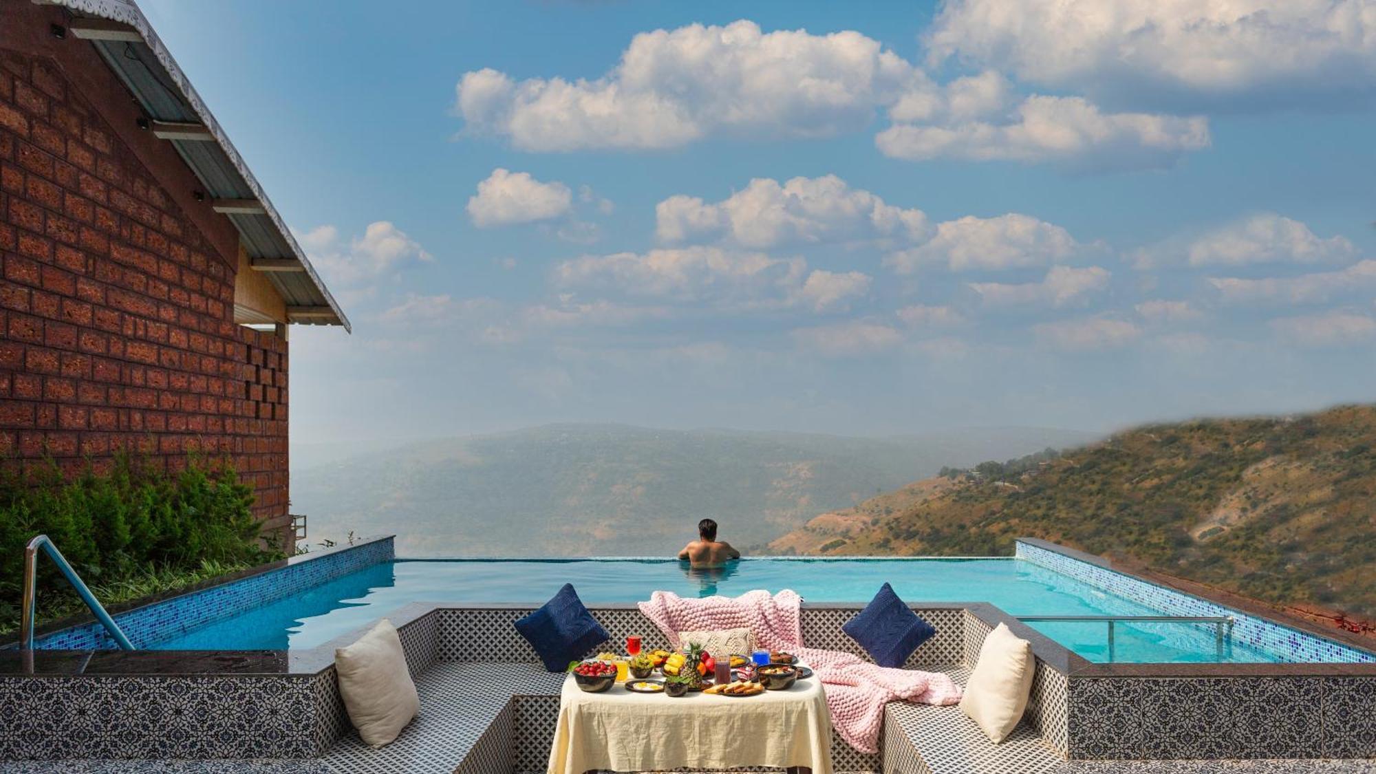 Skai Villa By Hill Staytion พันช์กานี ภายนอก รูปภาพ